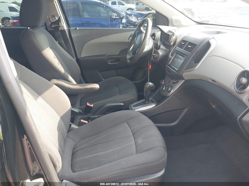 2012 CHEVROLET SONIC auction photo 5