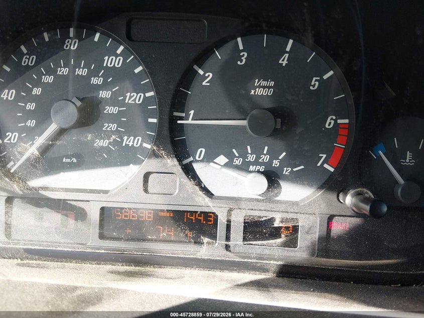 2002 BMW 325CI auction photo 7