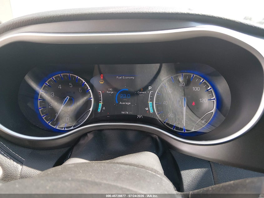 2024 CHRYSLER PACIFICA auction photo 7