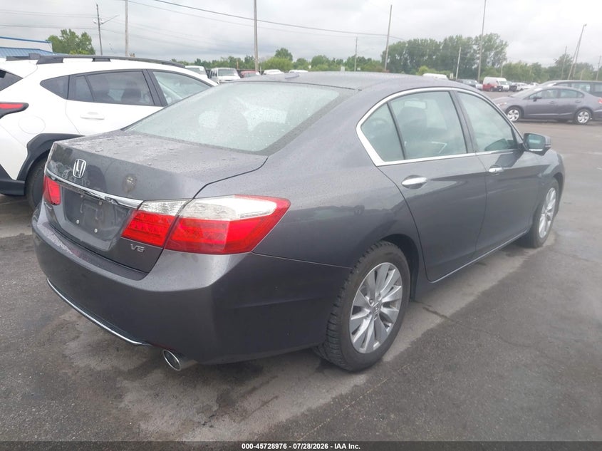 2013 HONDA ACCORD auction photo 4