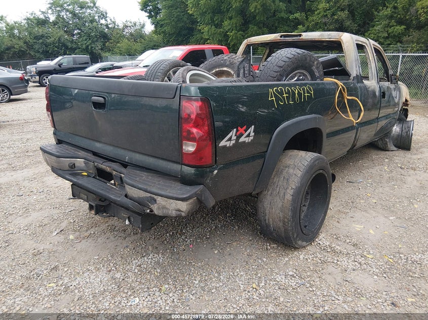 2005 CHEVROLET SILVERADO 2500HD auction photo 4
