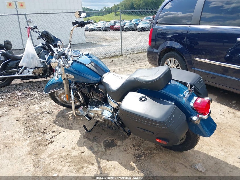 2021 HARLEY-DAVIDSON FLHC auction photo 3