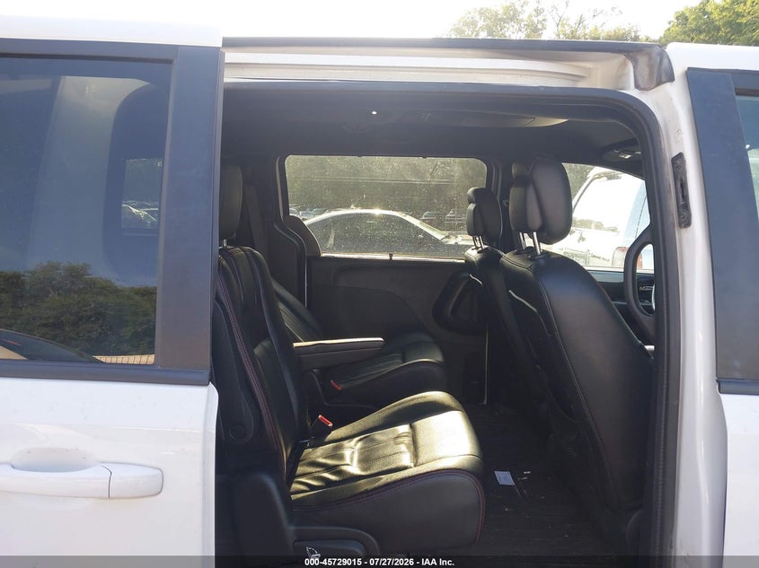 2019 DODGE GRAND CARAVAN auction photo 8