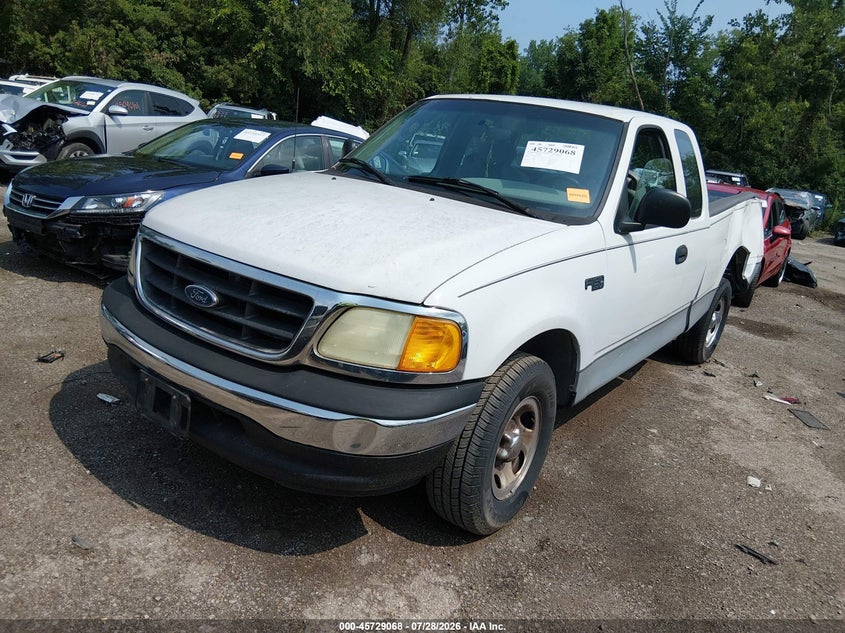 2004 Ford F-150, Левый бок, IAAI, VIN 2FTRX17234CA18863 — фото 2