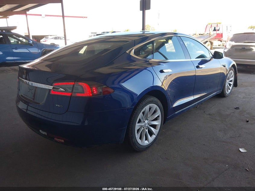 TESLA MODEL S - zdjęcie 4