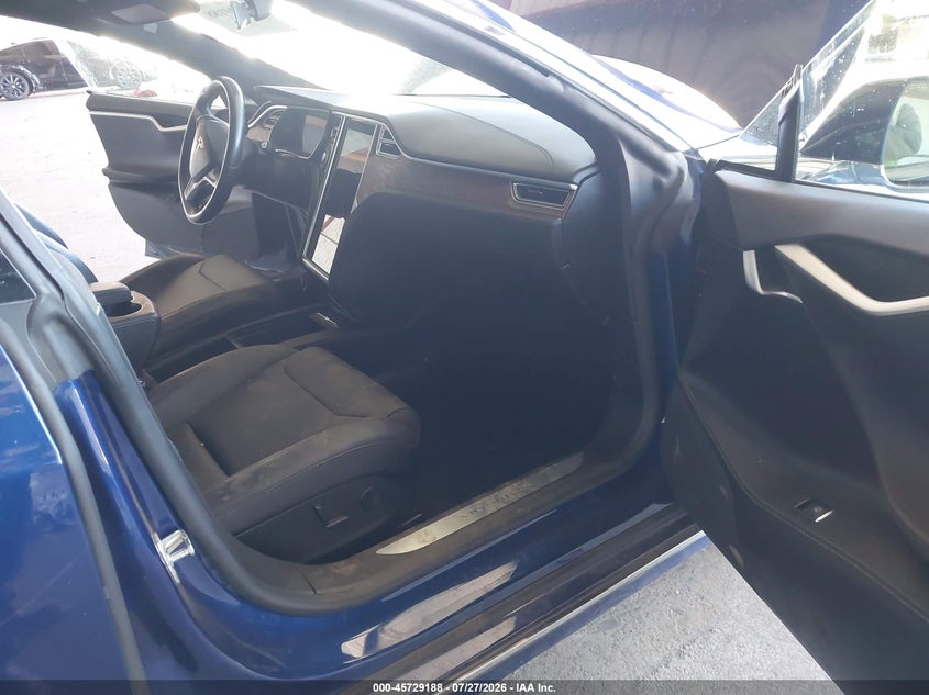 TESLA MODEL S - zdjęcie 5