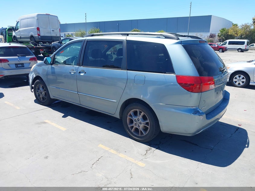 2005 TOYOTA SIENNA auction photo 3