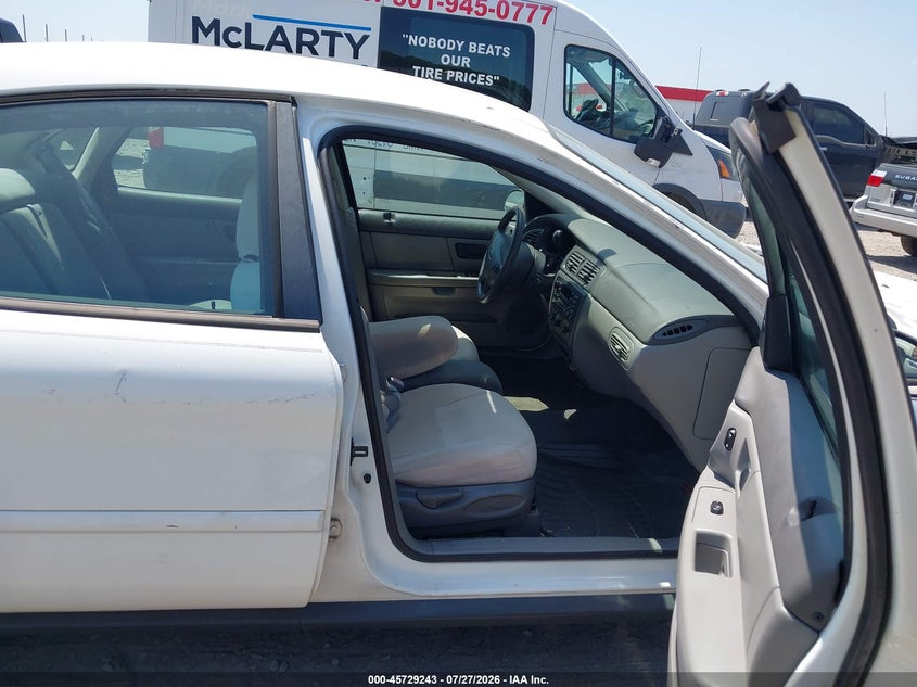2003 FORD TAURUS auction photo 5