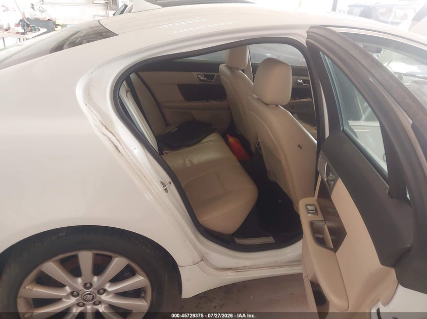 2013 JAGUAR XF auction photo 8