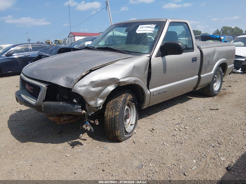 1999 GMC SONOMA auction photo 2
