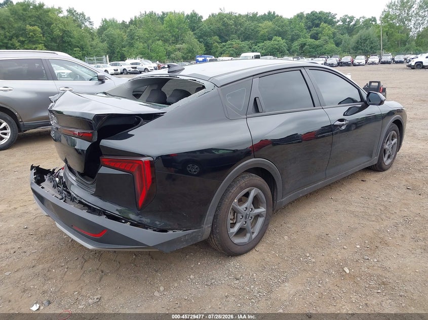 Vin: 3kpft4de9se213876, lot: 46228177, kia k4 lxs 20254