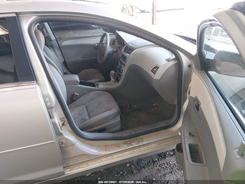 2011 CHEVROLET MALIBU auction photo 5