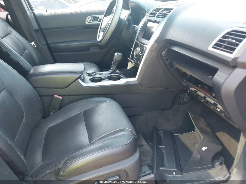 2015 FORD EXPLORER auction photo 5