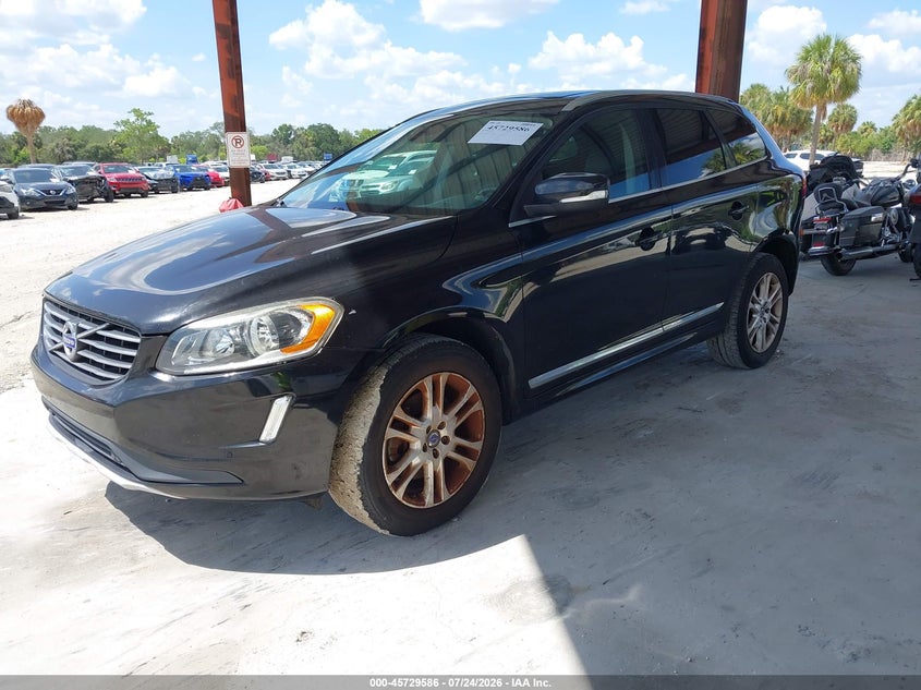 2015 VOLVO XC60 auction photo 2