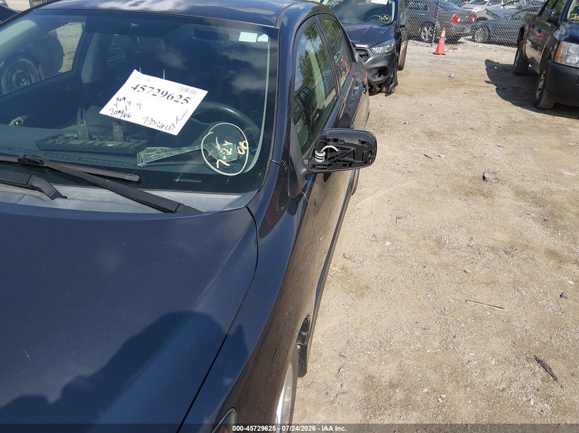 2011 TOYOTA COROLLA auction photo 6