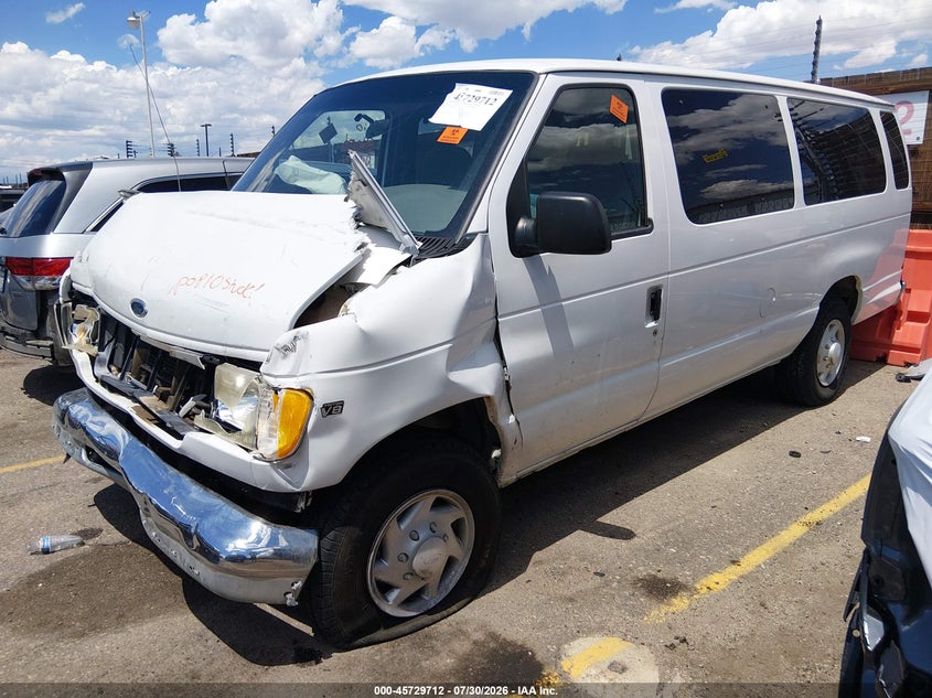 2000 Ford Econoline, Biohazard, IAAI, VIN 1FBSS31L3YHA34951 — photo 2