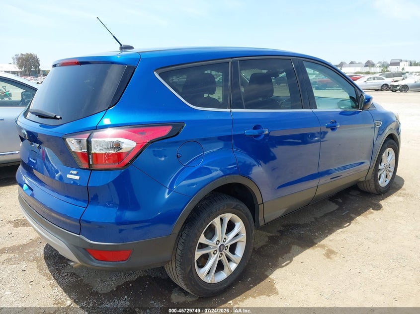 2017 FORD ESCAPE auction photo 4