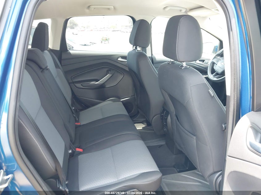 2017 FORD ESCAPE auction photo 8