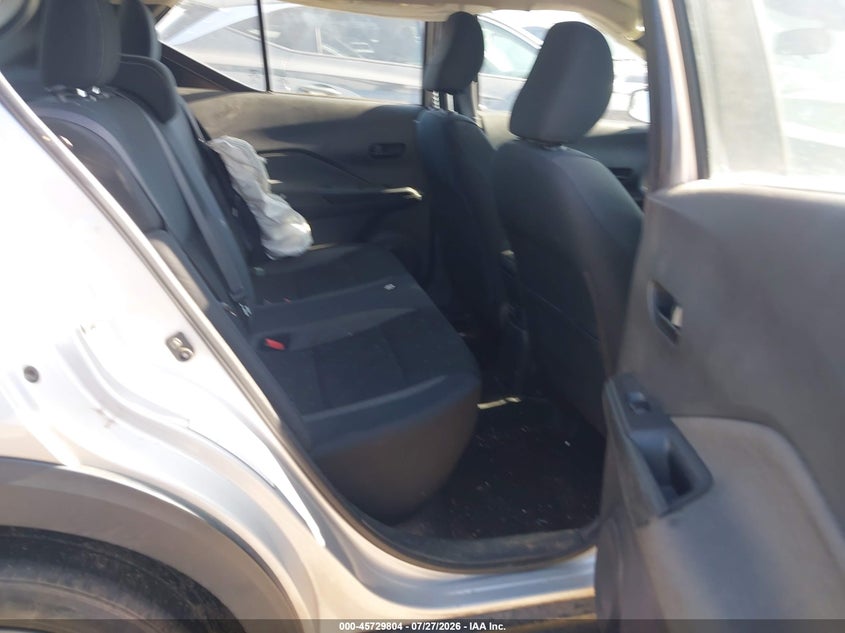 2020 NISSAN KICKS auction photo 8