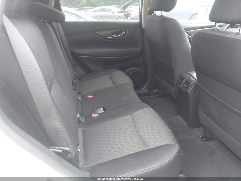 2019 NISSAN ROGUE auction photo 8