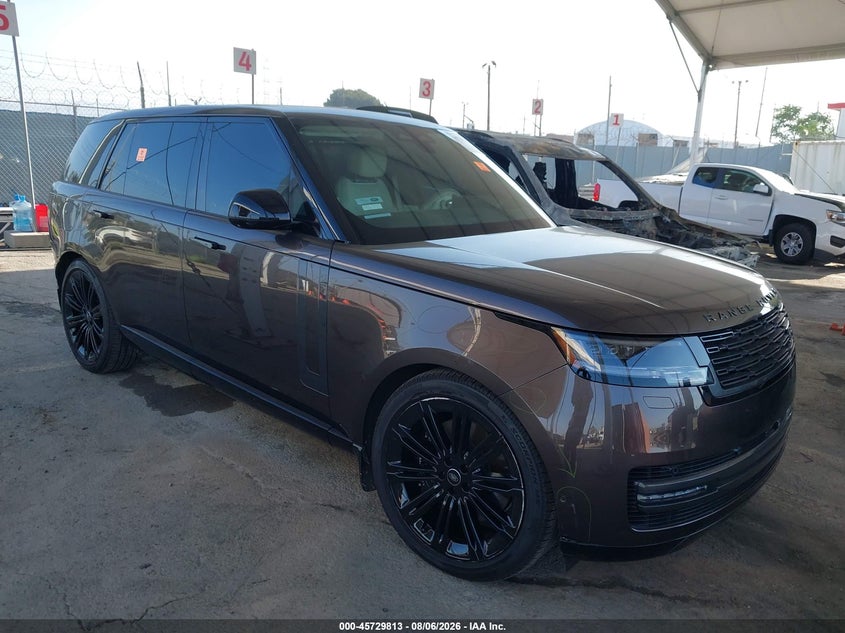 Vin: salkpbe96sa296252, lot: 46228512, land rover range rover p530 se 7 seat 2025 img_1