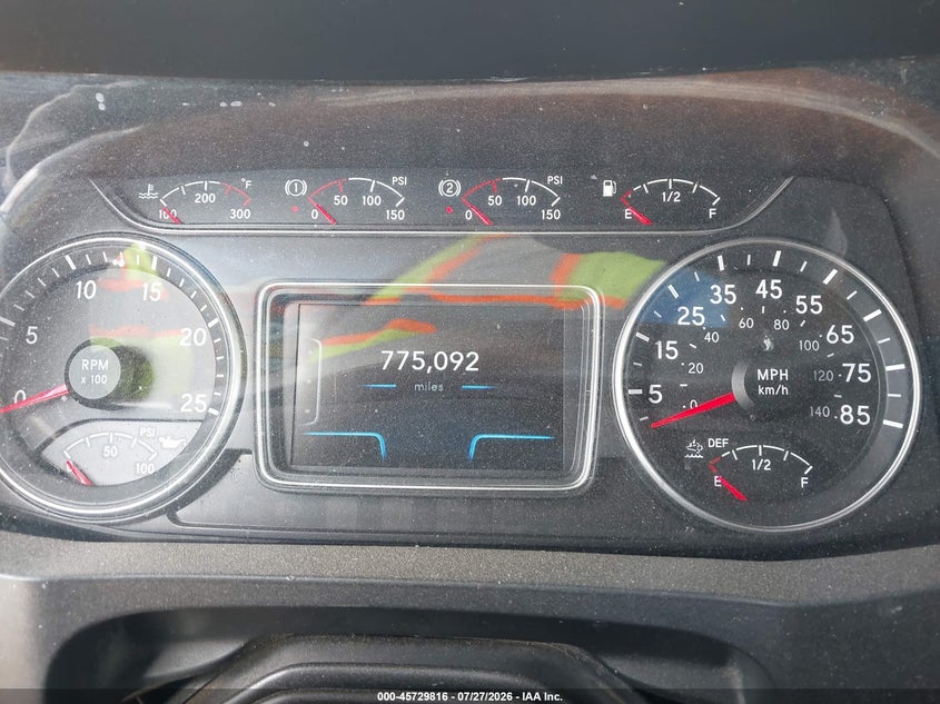 2019 INTERNATIONAL LT auction photo 5