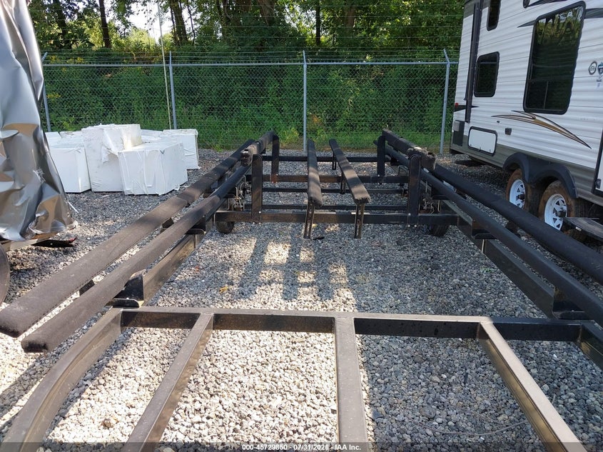 2013 TRAILER BOAT TRAILER. auction photo 5
