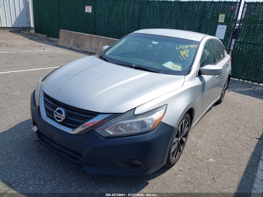 2018 NISSAN ALTIMA auction photo 2