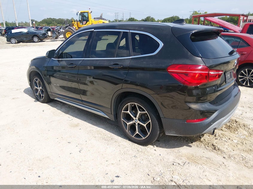 2016 BMW X1 auction photo 3