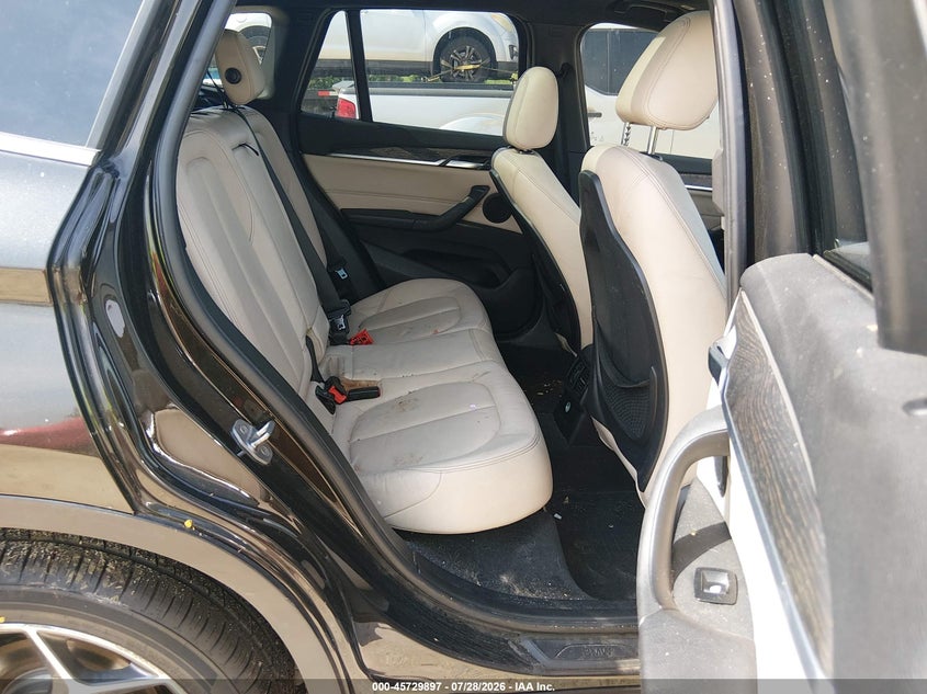 2016 BMW X1 auction photo 8