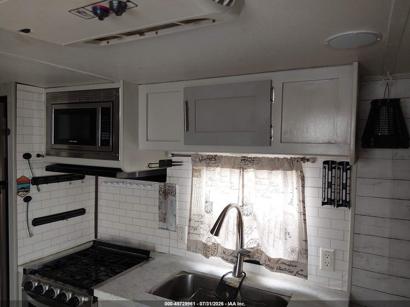 2021 FOREST RIVER OTHER auction photo 8