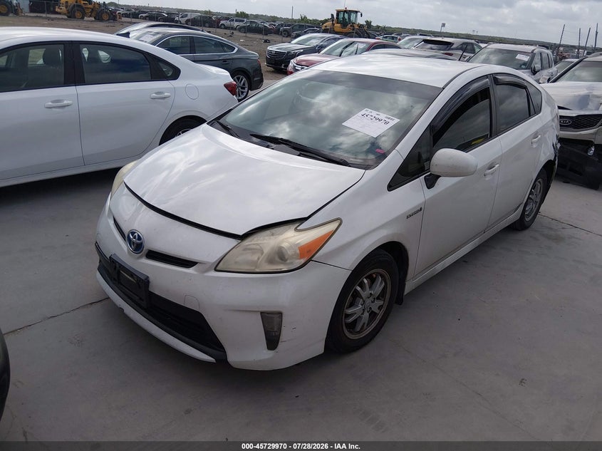 Vin: jtdkn3du5d0348326, lot: 46228670, toyota prius two 20132