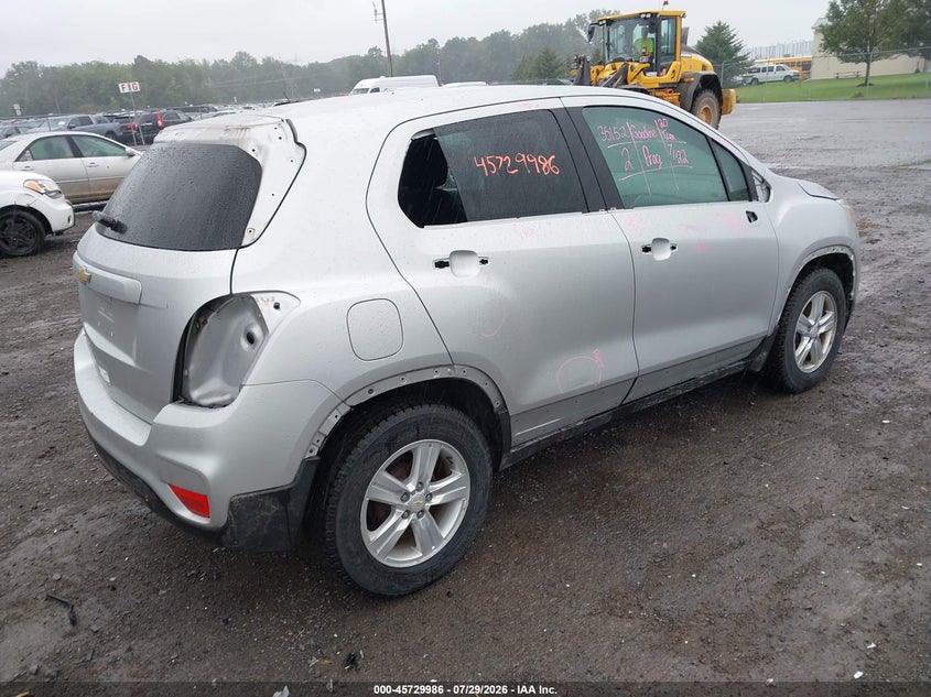 2020 CHEVROLET TRAX auction photo 4