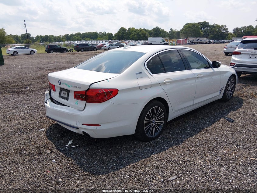 2019 BMW 530E auction photo 4