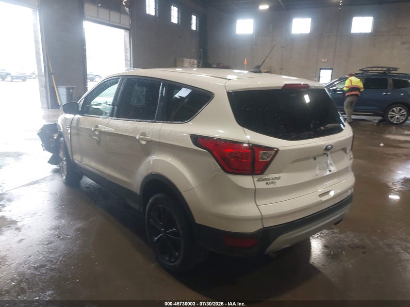 2019 FORD ESCAPE auction photo 3