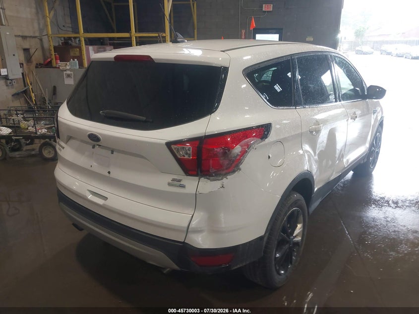 2019 FORD ESCAPE auction photo 4