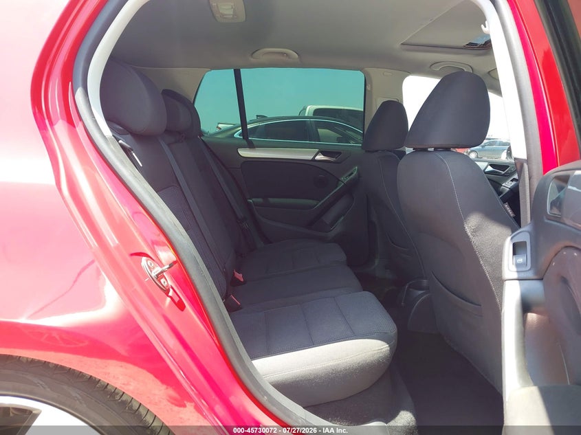 2011 VOLKSWAGEN GOLF auction photo 8