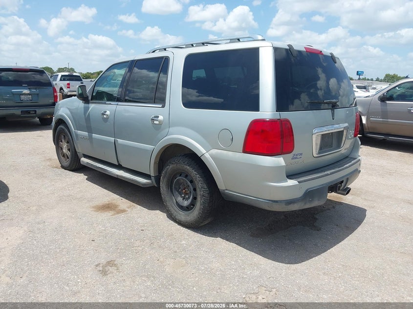 2005 LINCOLN NAVIGATOR auction photo 3
