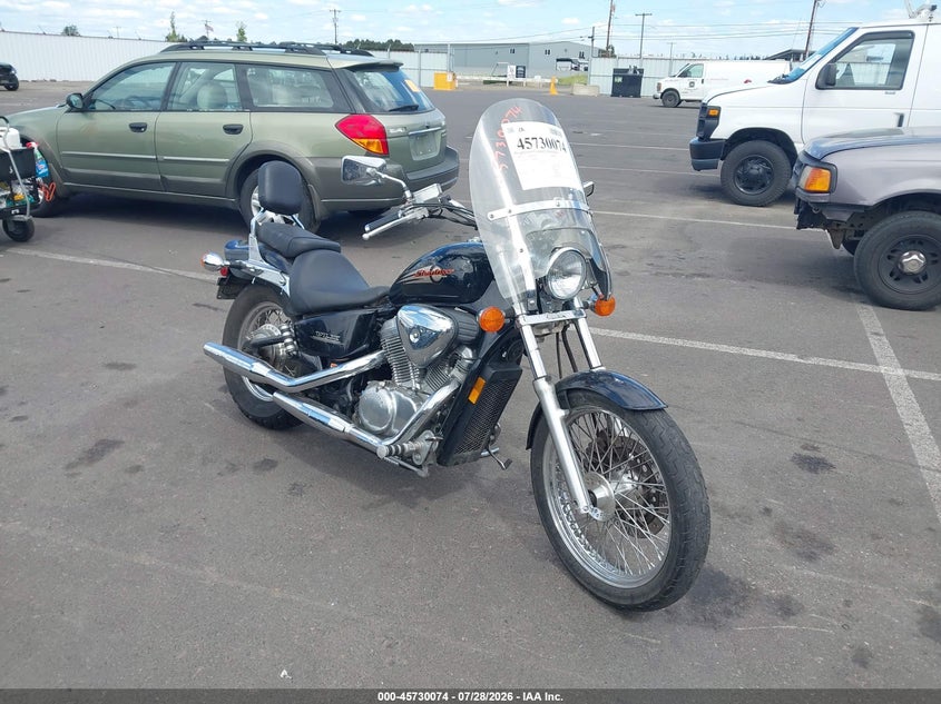 2000 Honda Vt600