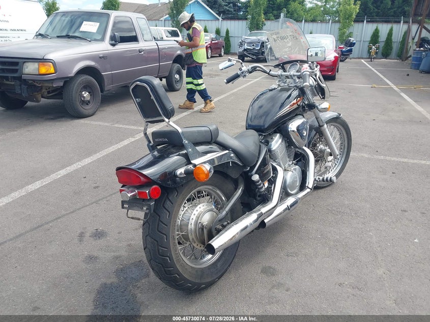 2000 HONDA VT600 auction photo 4