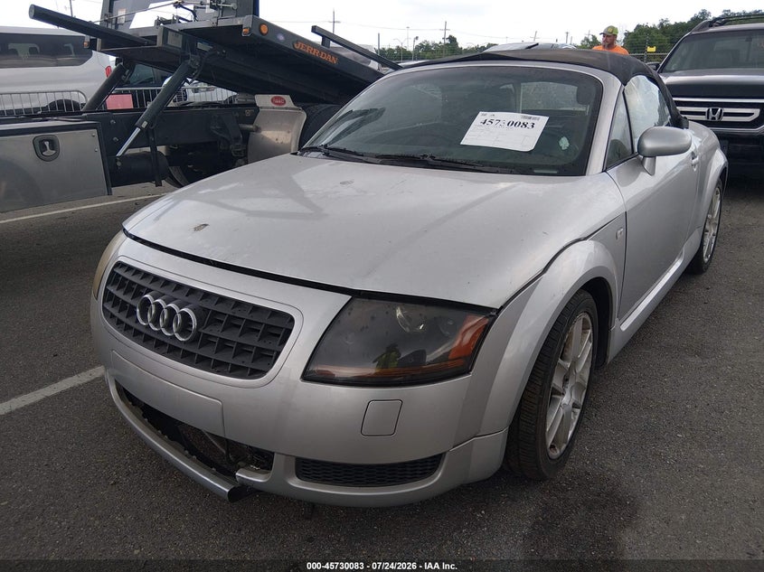 2005 AUDI TT auction photo 2