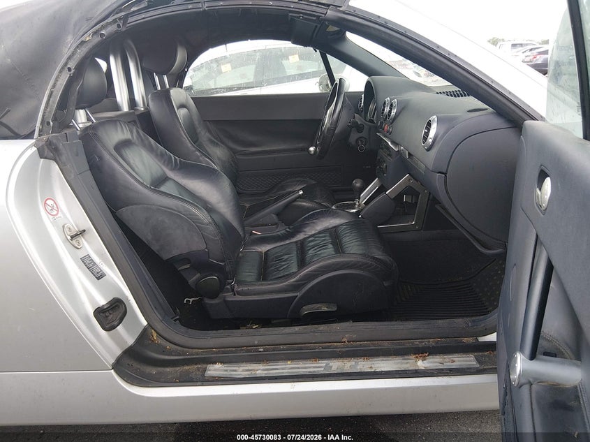 2005 AUDI TT auction photo 5