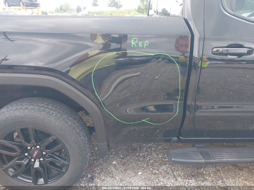 GMC SIERRA 1500 - zdjęcie 18