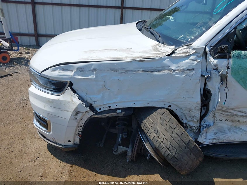 2024 JEEP WAGONEER L auction photo 6