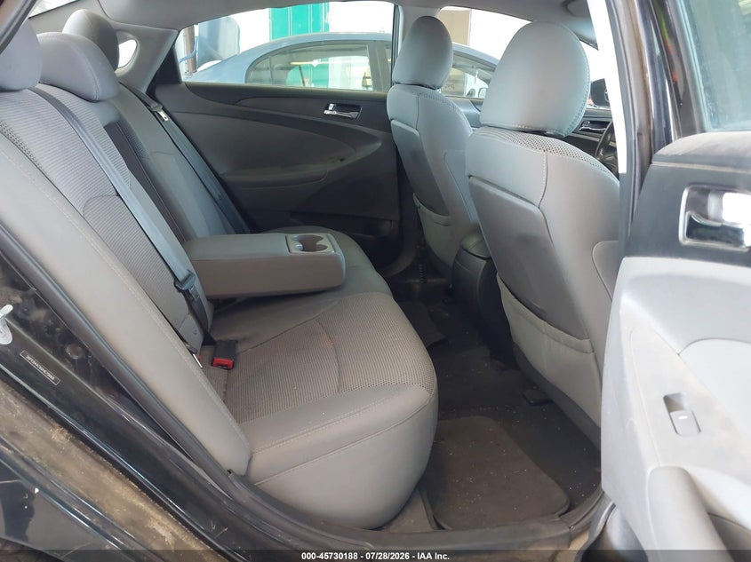 2013 HYUNDAI SONATA auction photo 8