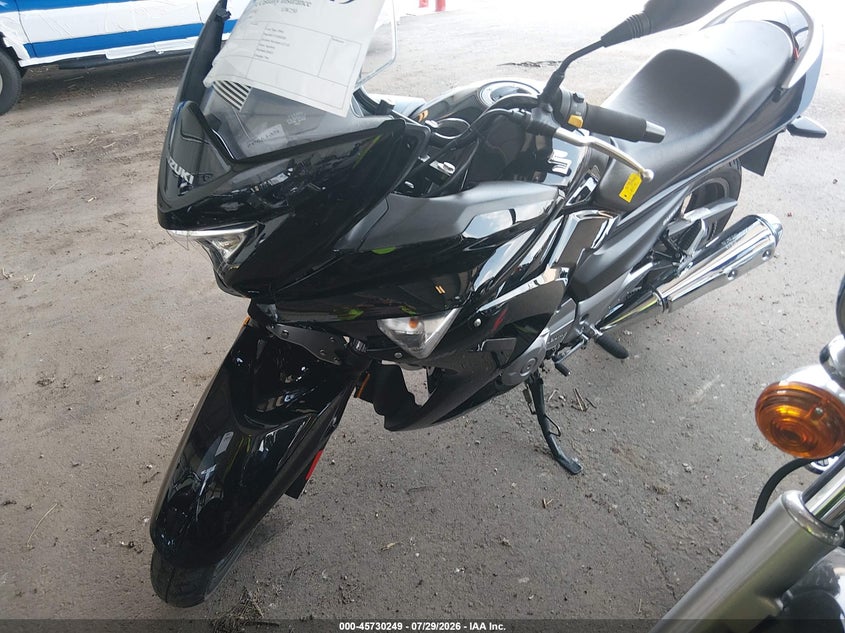 2015 SUZUKI GW250 auction photo 2