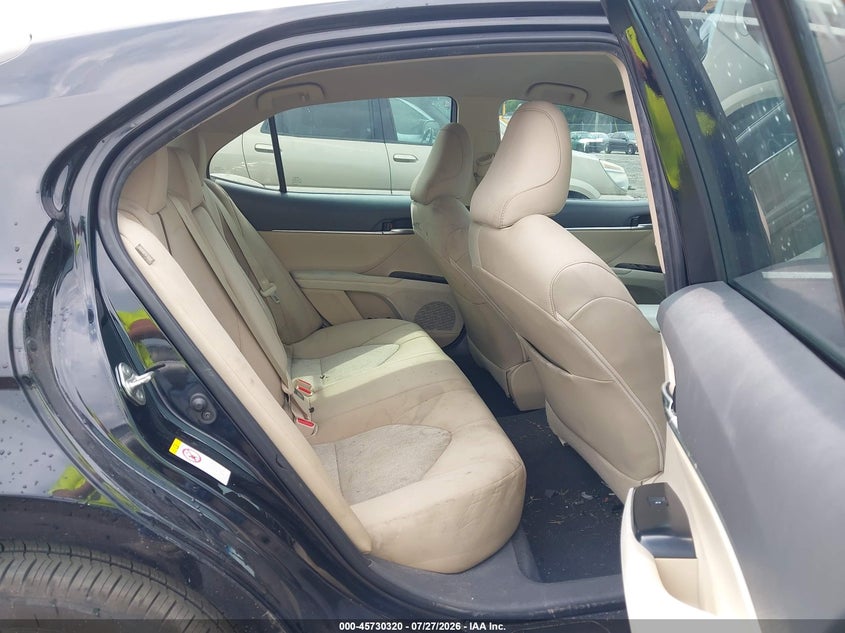 2019 TOYOTA CAMRY auction photo 8