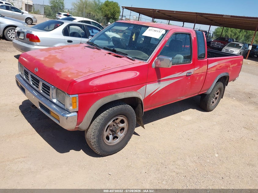 1994 NISSAN TRUCK auction photo 2