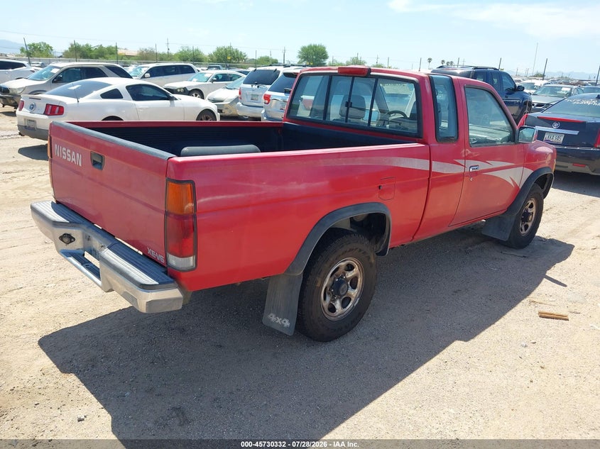 1994 NISSAN TRUCK auction photo 4