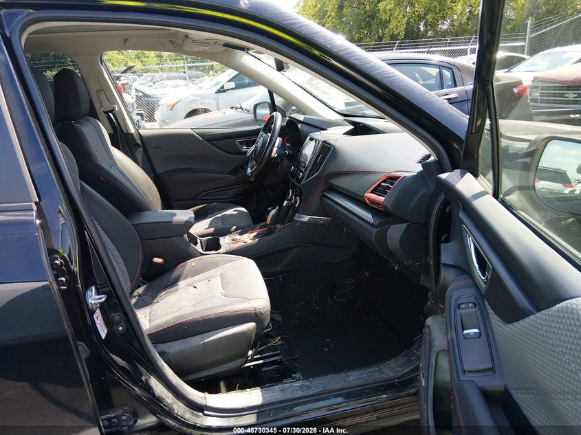 2019 SUBARU FORESTER auction photo 5